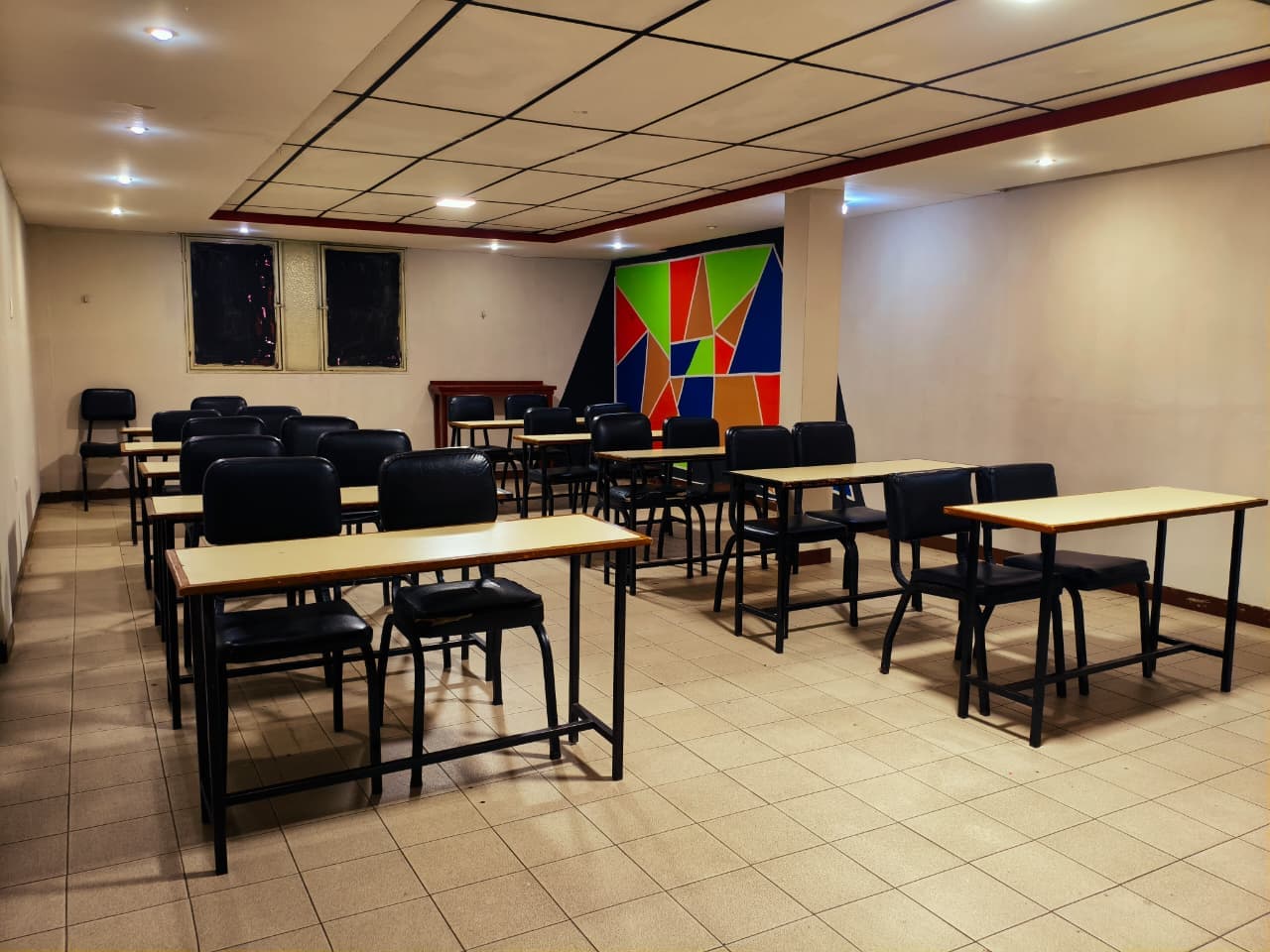 Salones de la academia